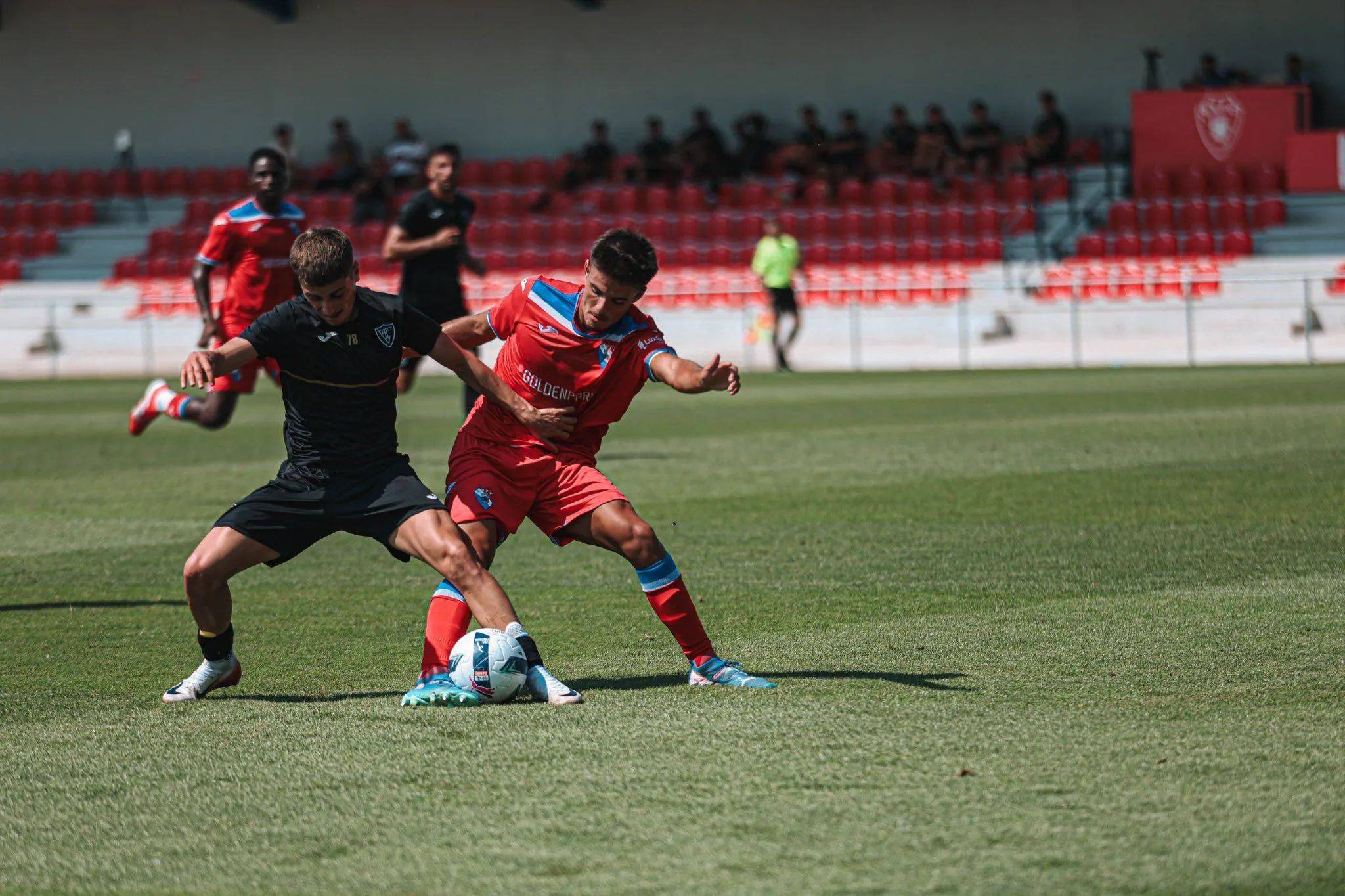 关于埃瓦尔客场不敌莱万特，陷入保级泥潭的信息