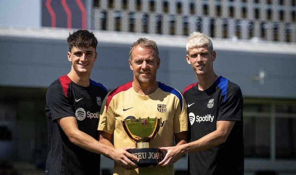 巴萨神锋回归正常，球队士气大振