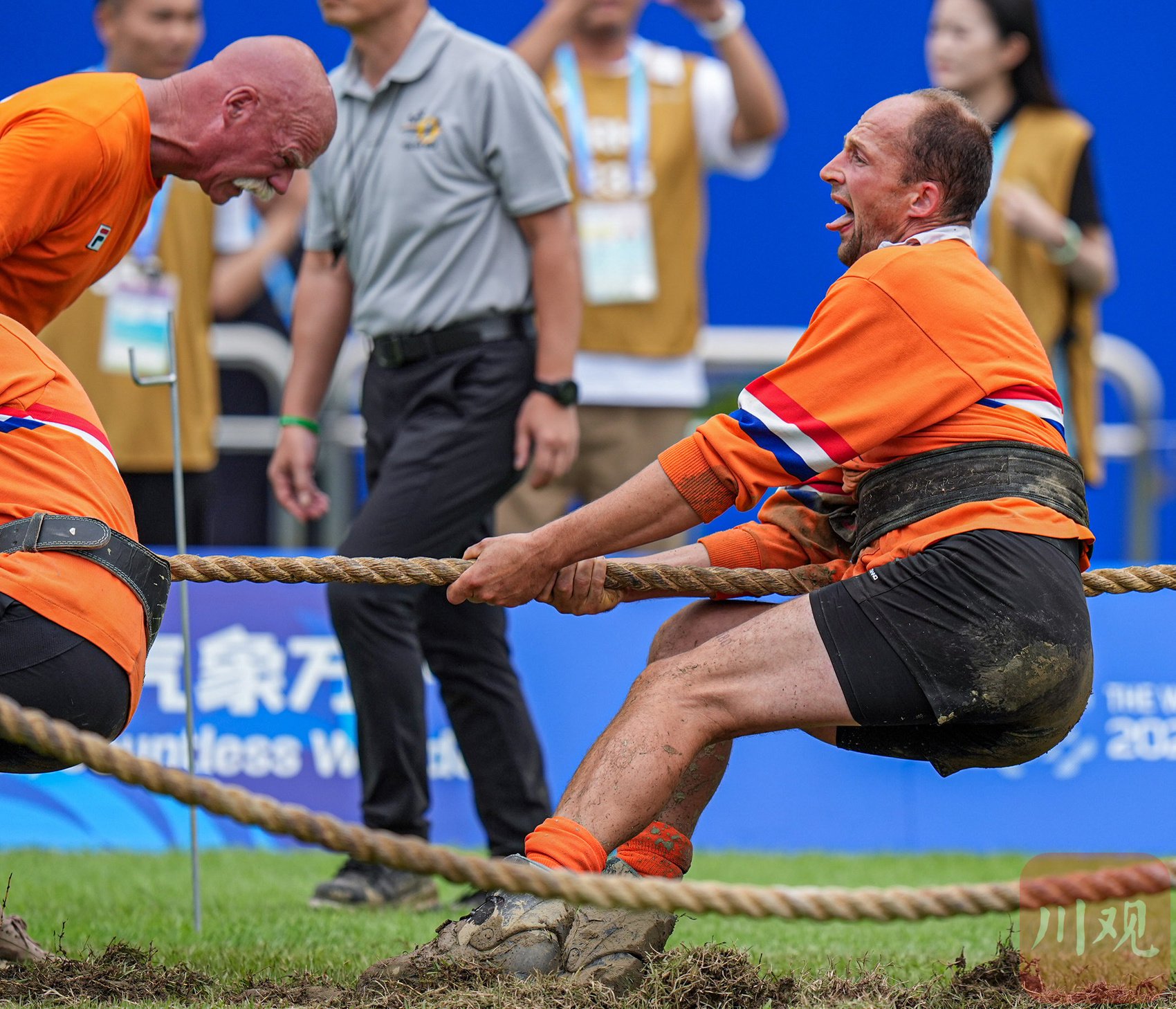 瑞士队在客场比赛中拼尽全力，赢得关键胜利的简单介绍