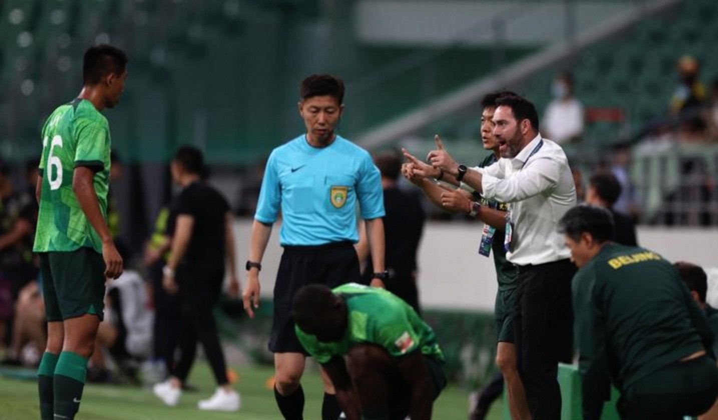 关于北京国安主场输给广州富力，表现低迷的信息