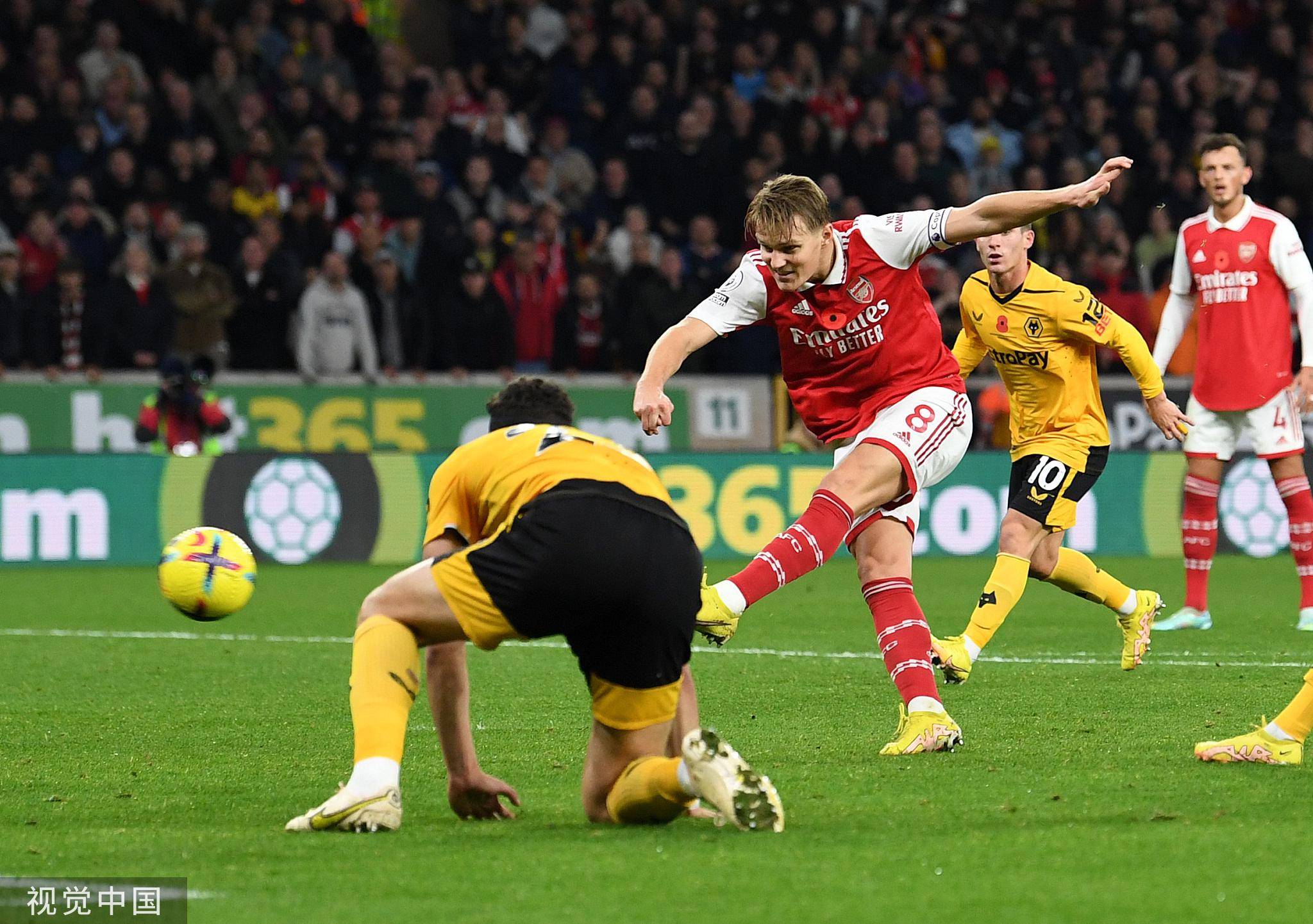 狼队中场缺席关键比赛，球队实力受影响