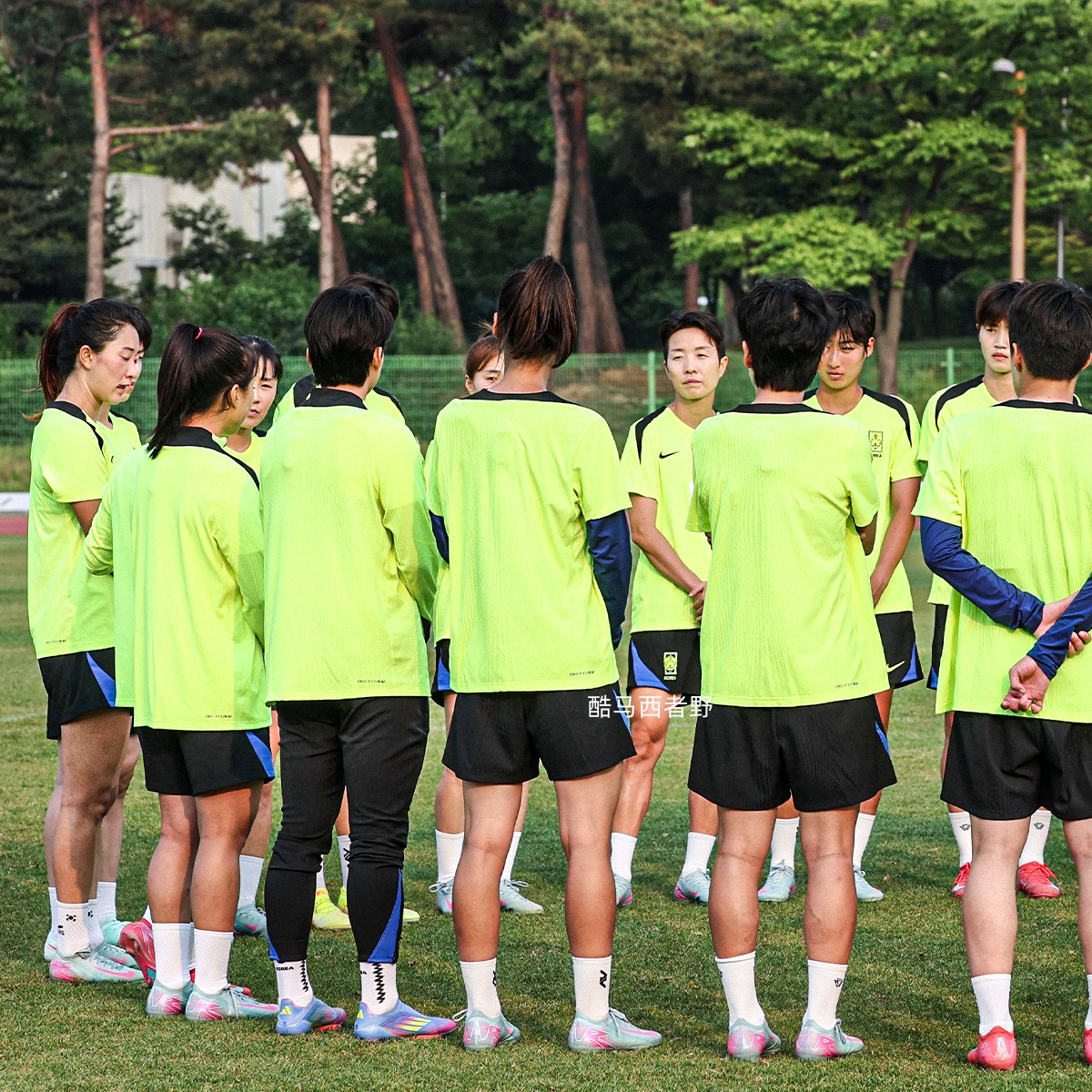 哥伦比亚女足比赛取得转机，晋级八强的简单介绍