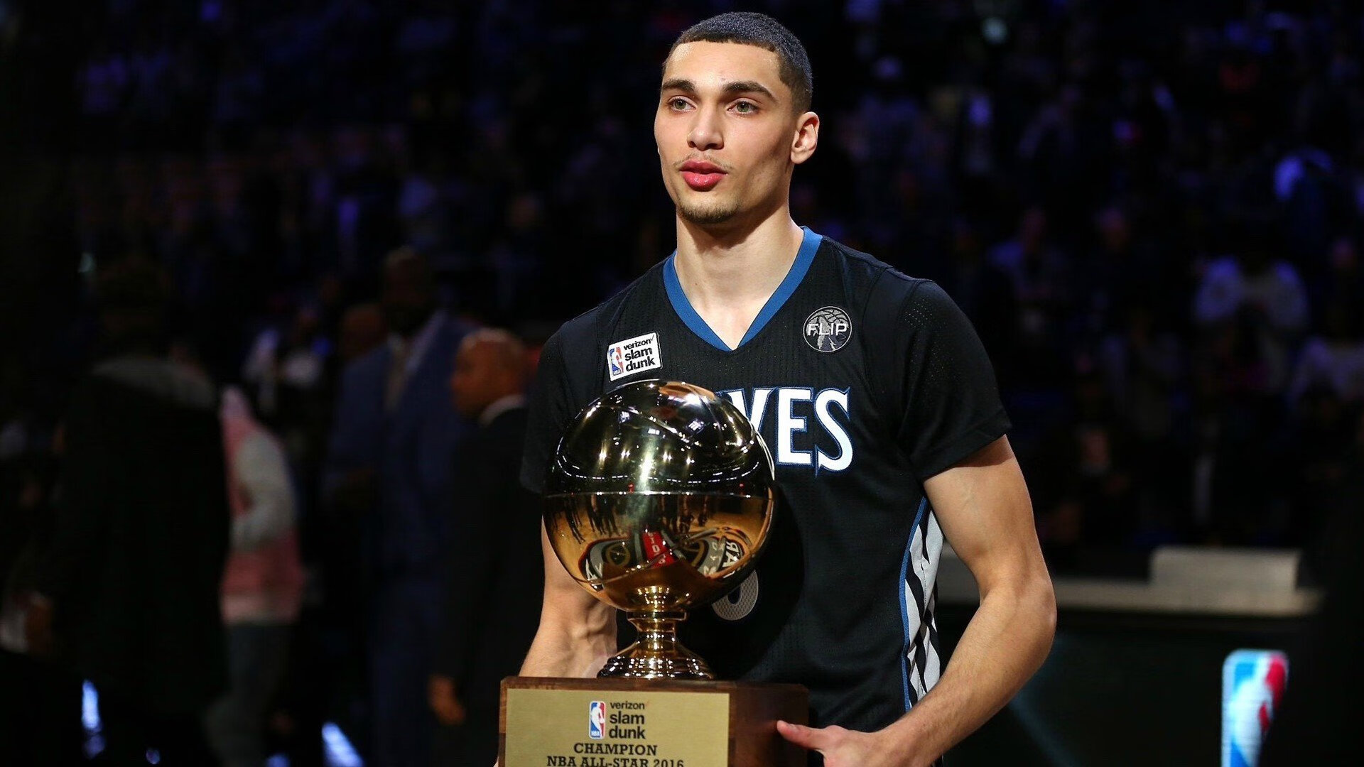 从墨尔本到都灵，兹维列夫的进化论，ATP总决赛险胜澳网的战略升华